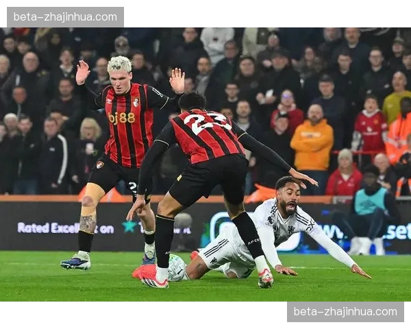 VAR尺度不一遭质疑 卡里克赛后怒斥裁判判罚双标